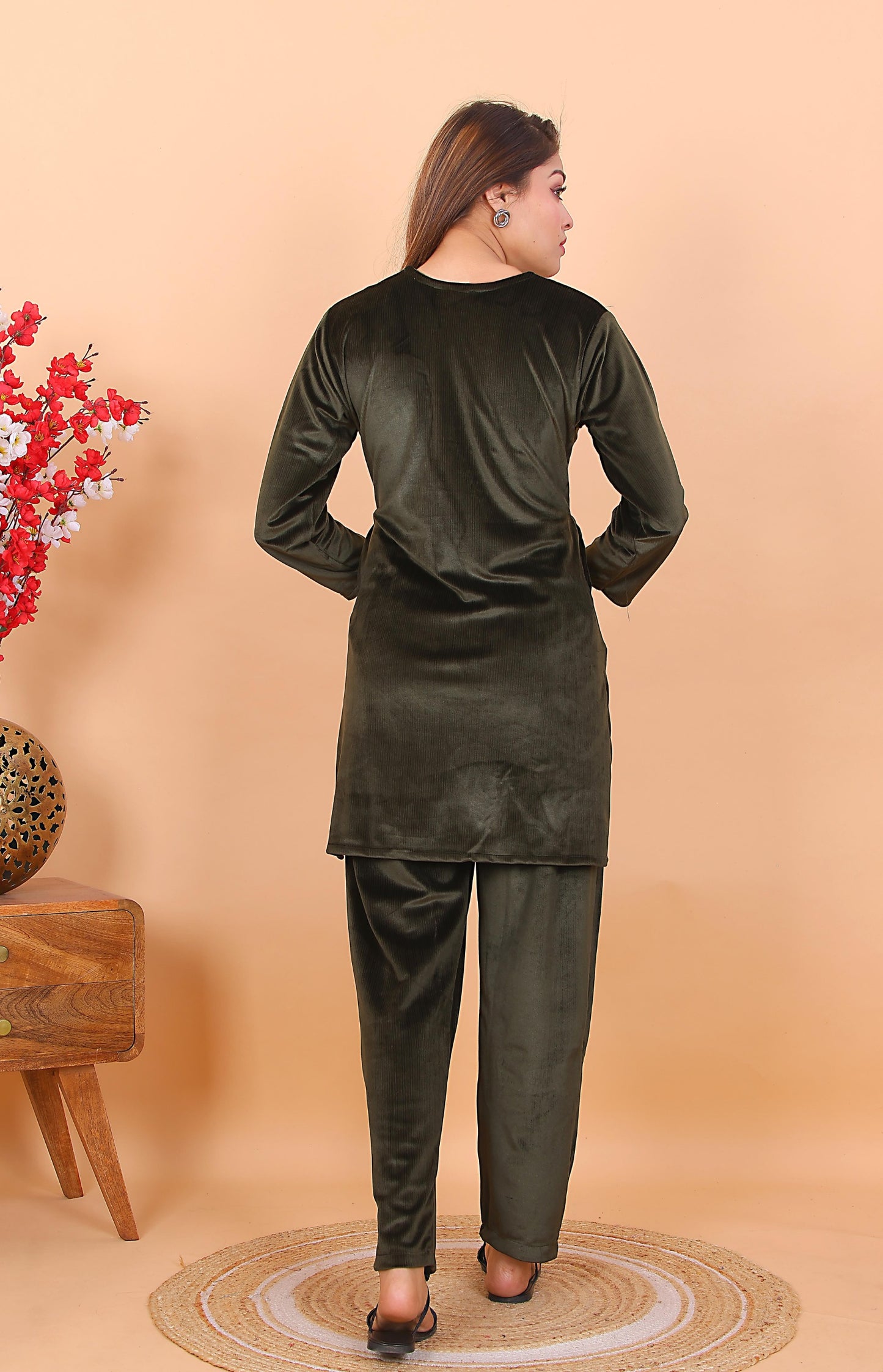 AdaFashions Pea-Cock Green Velvet Co-Ord Set – Luxe Nightwear Edition